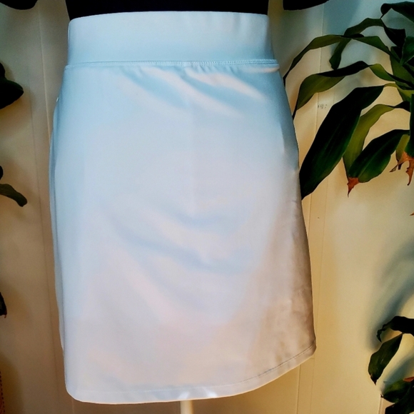J Crew Factory Active Skort, White, Size L - Picture 6 of 6